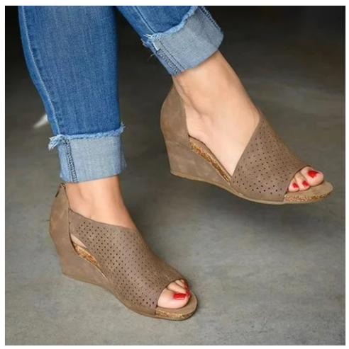 Sandals - Mouth Design