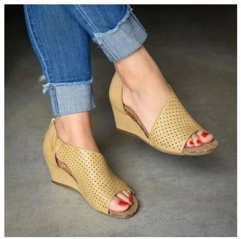 Sandals - Mouth Design